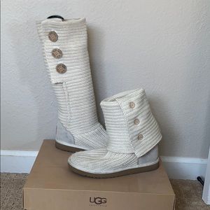 Classic Cardy ivory Ugg boots